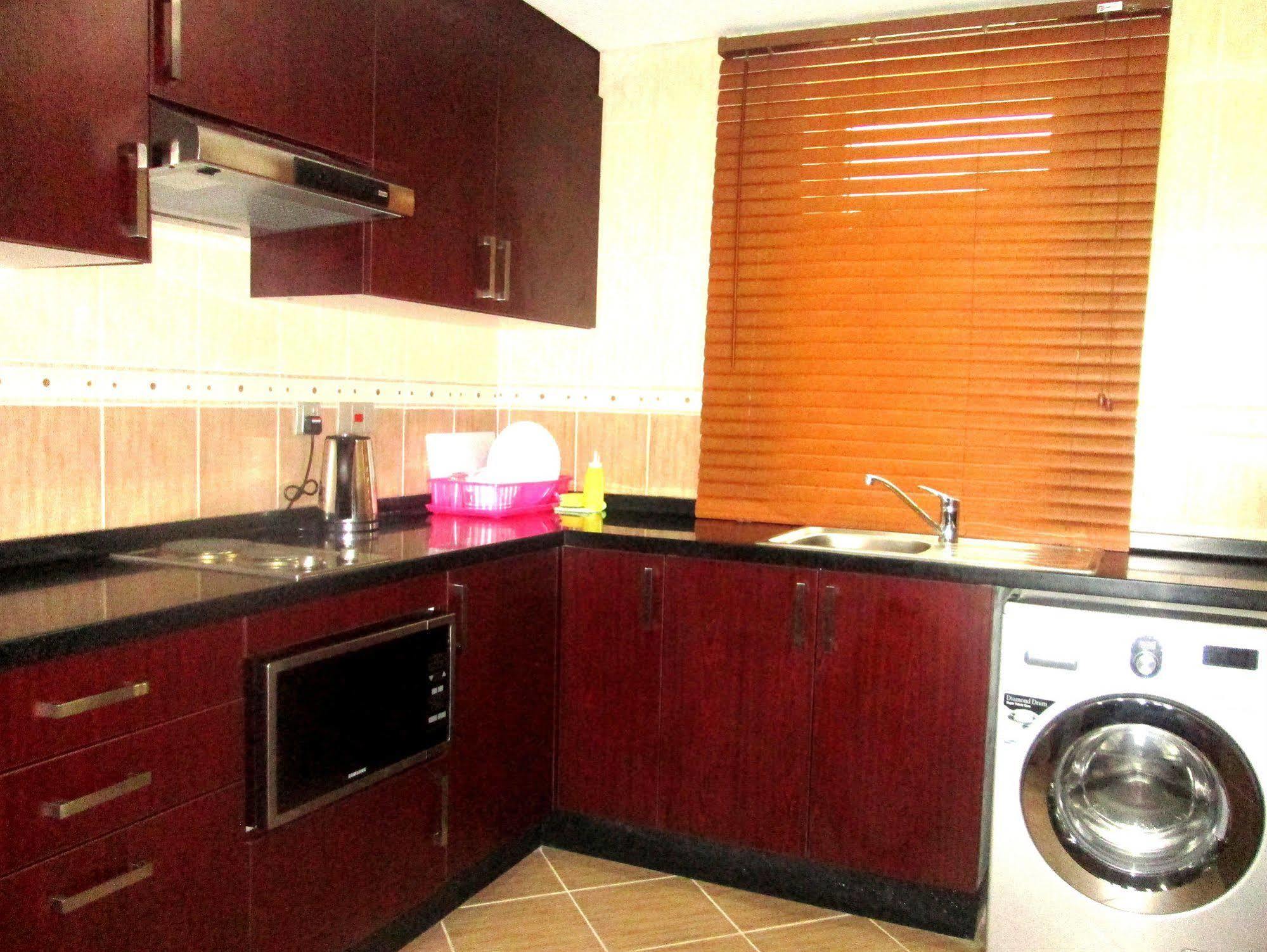 Hala Inn Hotel Apartments - Baithans Adzsmán Kültér fotó